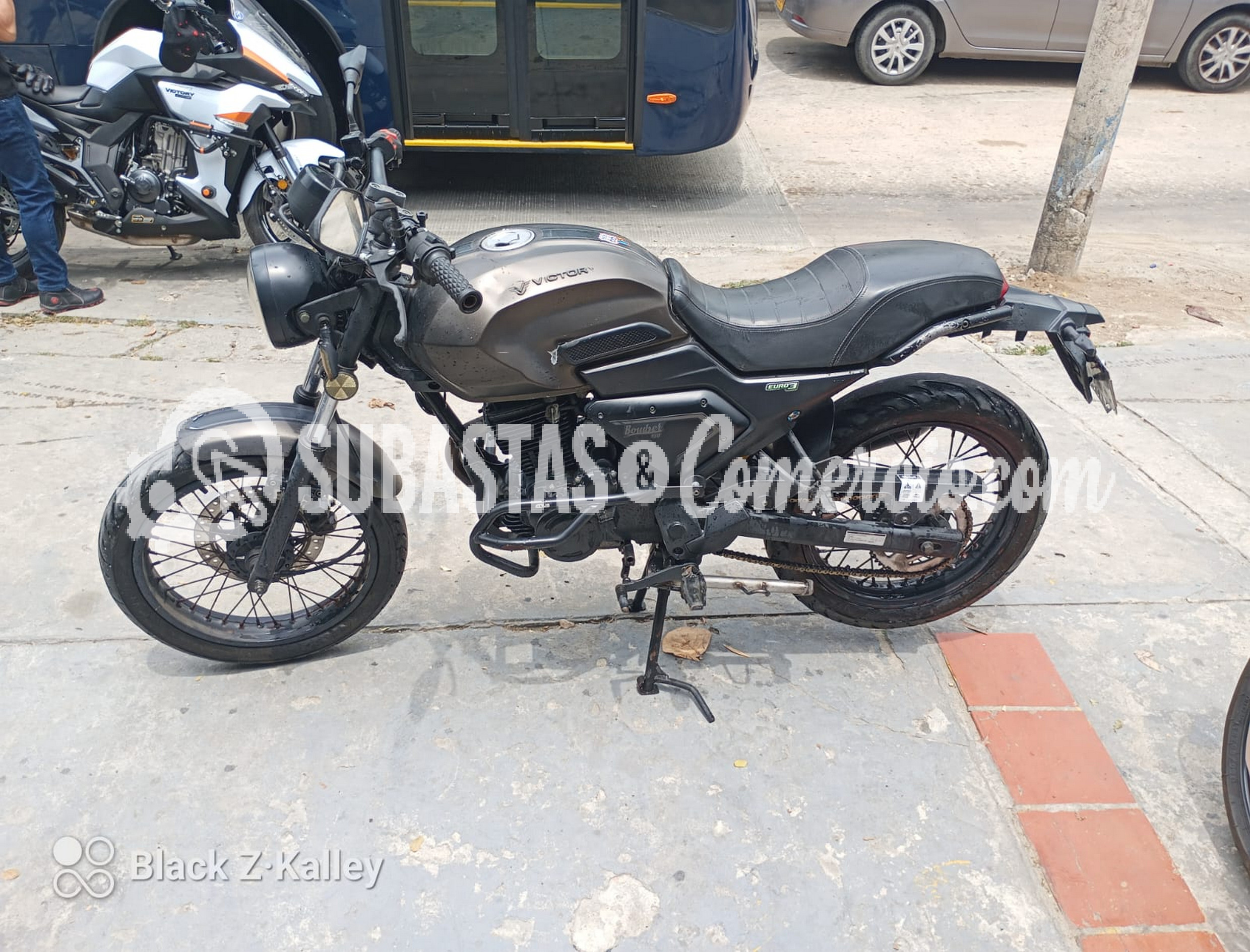 Motocicleta Victory  Bomber 150 mt 150cc Mod.2022 Placa - CJT29G
